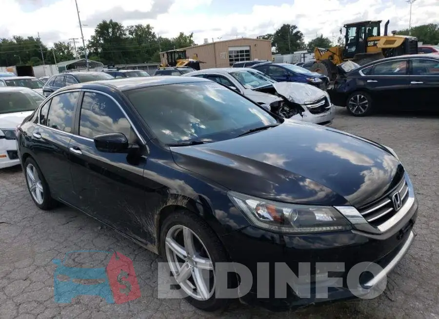 1HGCR2F54EA242763 Photo# 4