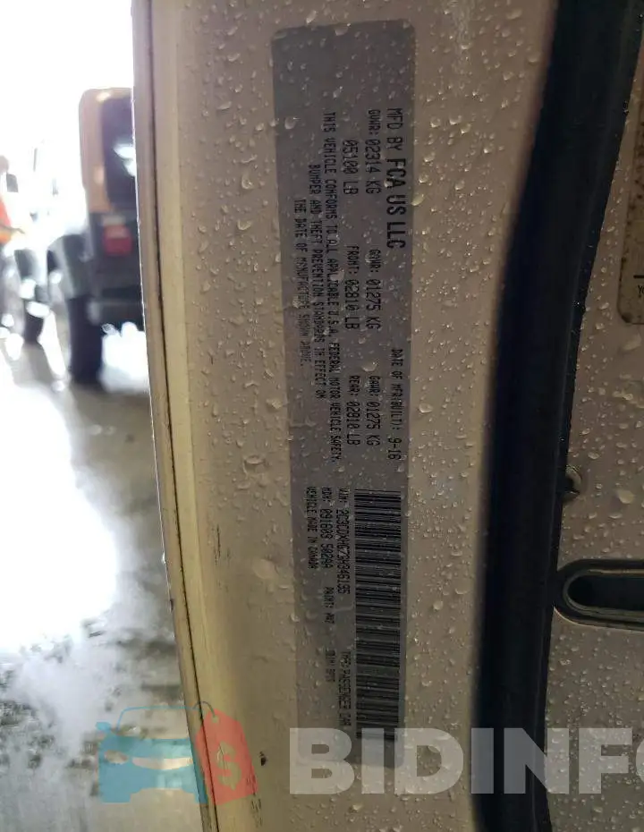 2C3CDXHG7GH346195 Photo# 12