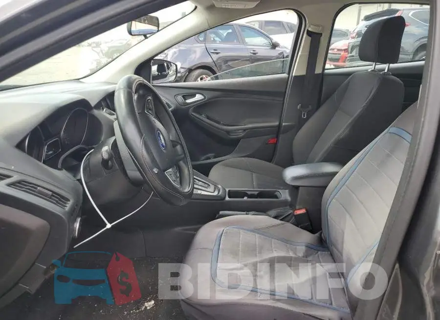 1FADP3F26HL229063 Photo# 7