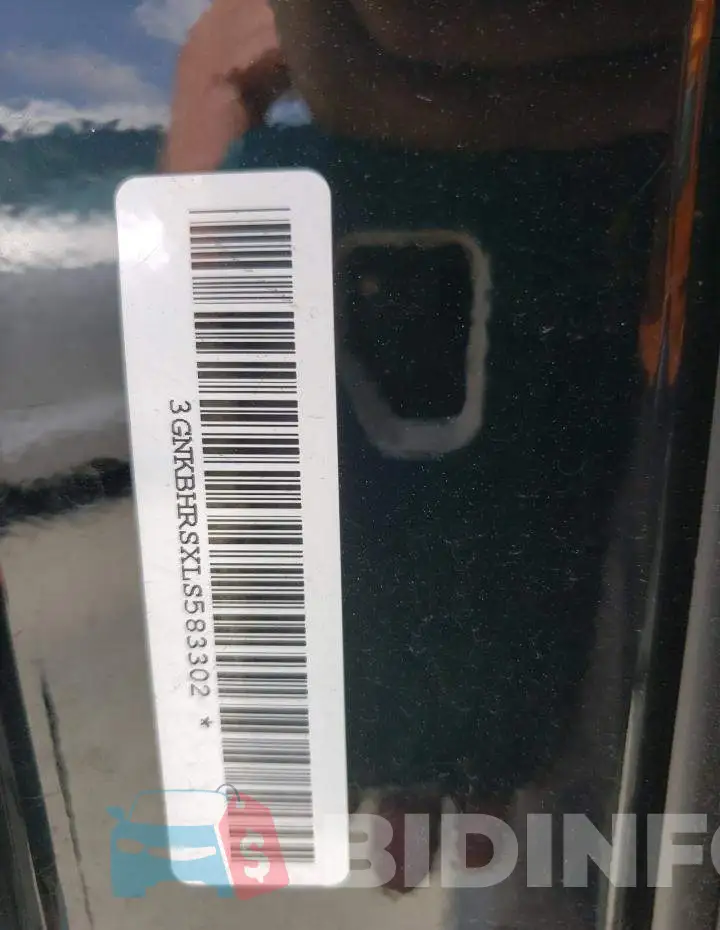3GNKBHRSXLS583302 Photo# 12