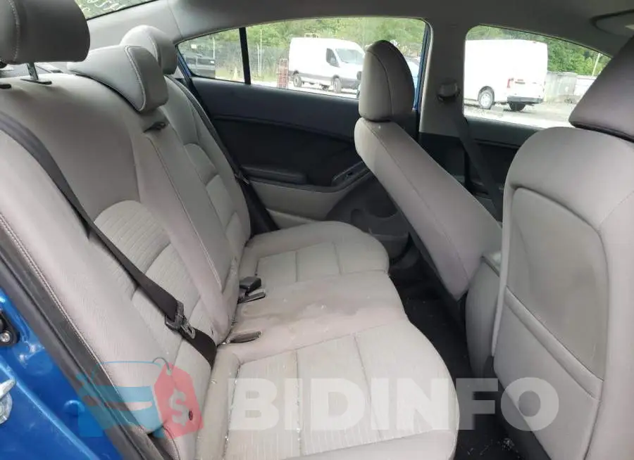 KNAFX4A63E5074942 Photo# 10