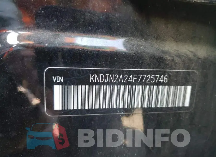 KNDJN2A24E7725746 Photo# 12