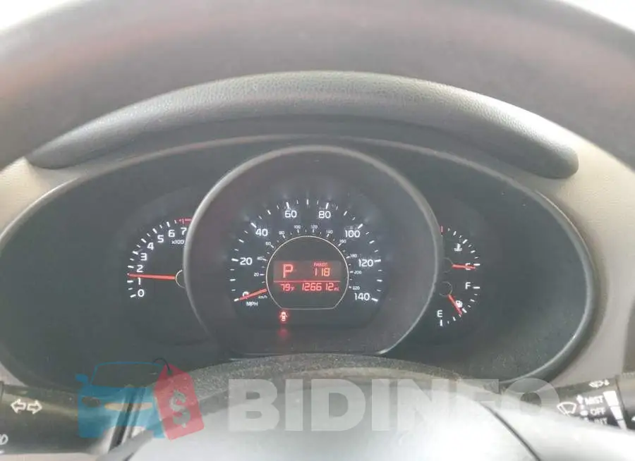 KNDJP3A5XJ7512823 Photo# 9
