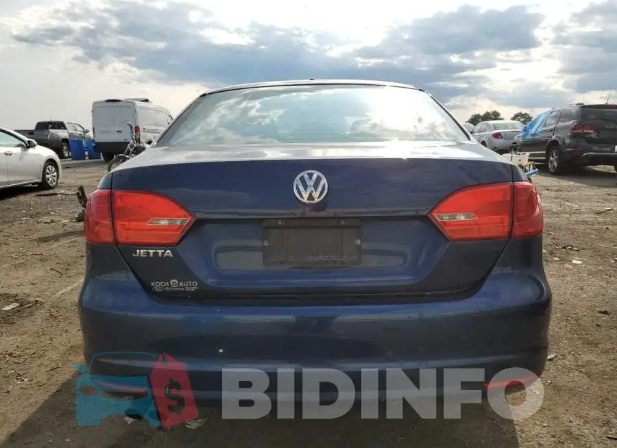 3VW2K7AJ9EM382811 Photo# 6