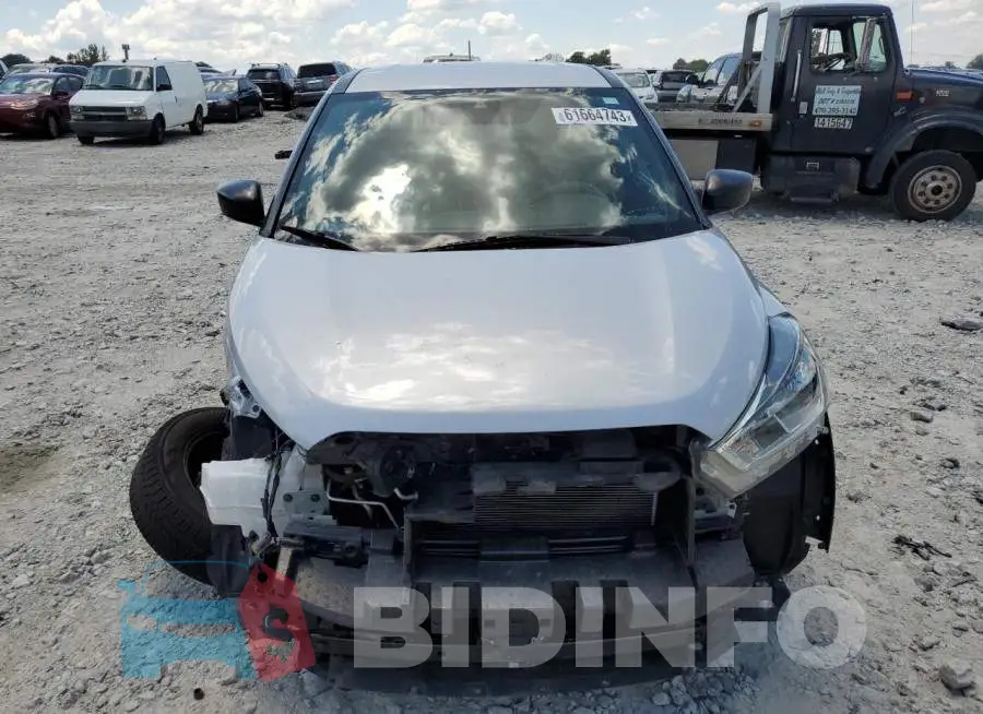 3N1CP5BV1LL480512 Photo# 5