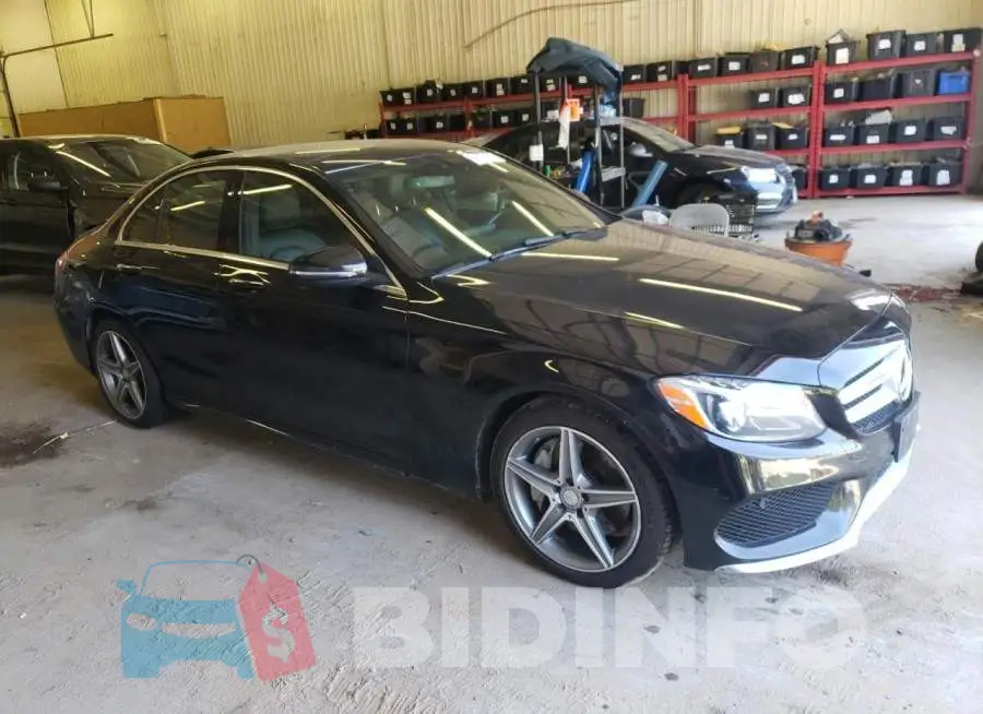 WDDWF4KB0GR122724 Photo# 4