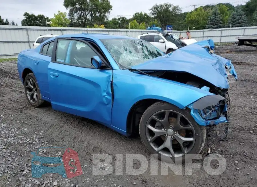 2C3CDXHG1FH863281 Photo# 4