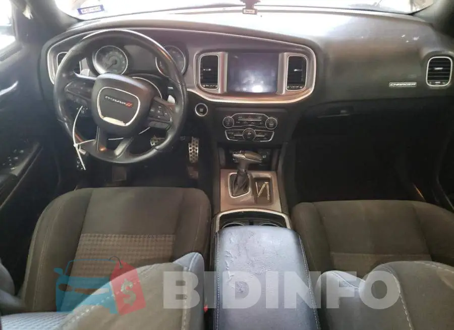 2C3CDXHG6KH608538 Photo# 8
