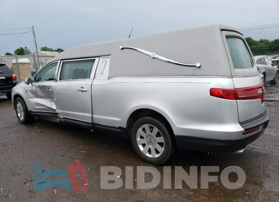 2LJMJ5LT9KBL02547 Photo# 2