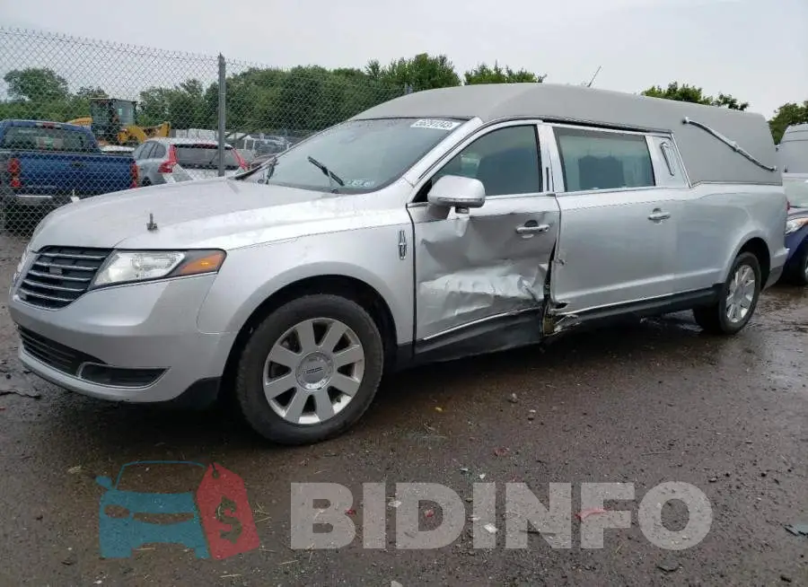2LJMJ5LT9KBL02547 Photo# 1