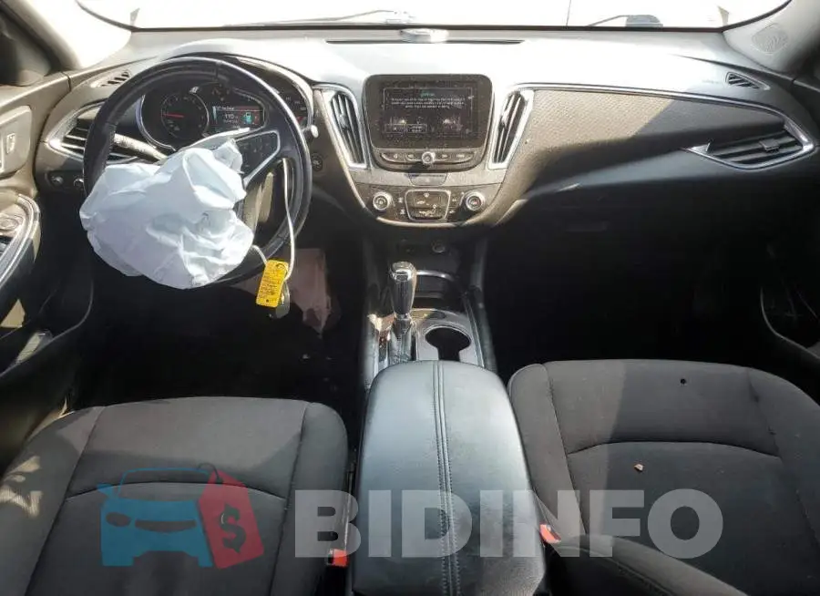 1G1ZD5ST0JF231570 Photo# 8