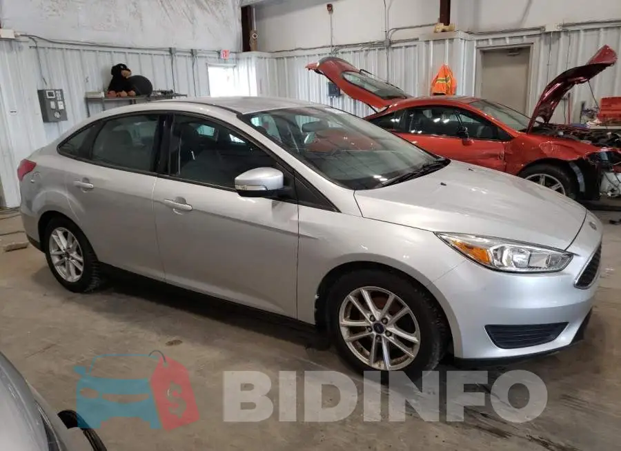 1FADP3F27GL289898 Photo# 4