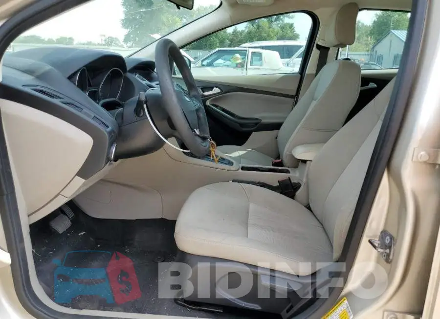 1FADP3F28HL313563 Photo# 7