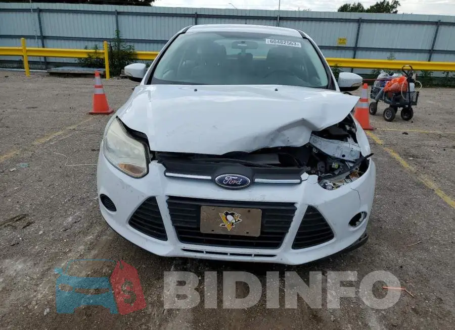 1FADP3K28EL161723 Photo# 5