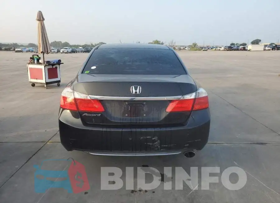 1HGCR2F71FA275559 Photo# 6