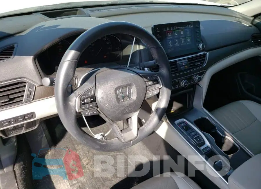 1HGCV2F90MA010657 Photo# 8