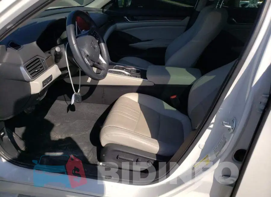 1HGCV2F90MA010657 Photo# 7