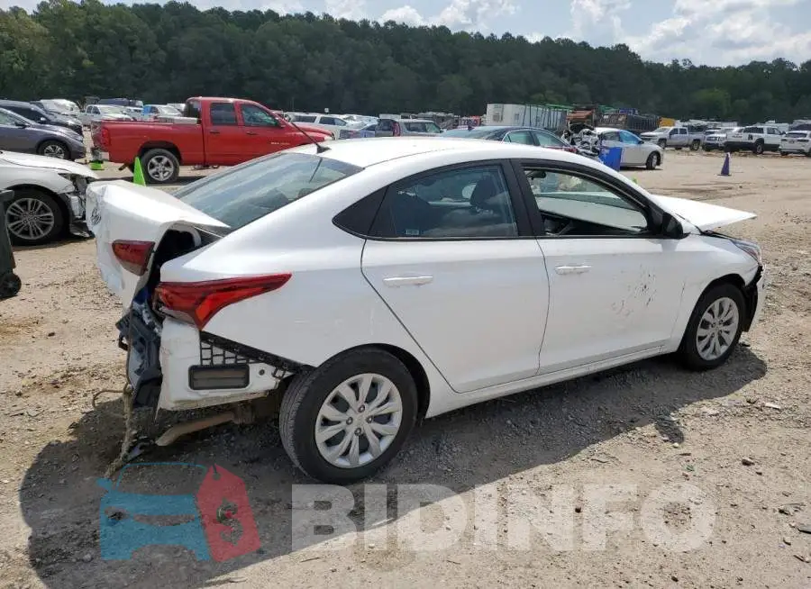 3KPC24A65ME144240 Photo# 3