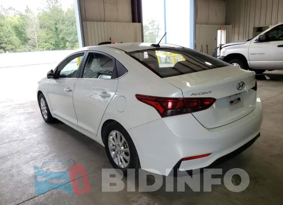 3KPC24A69LE126855 Photo# 2