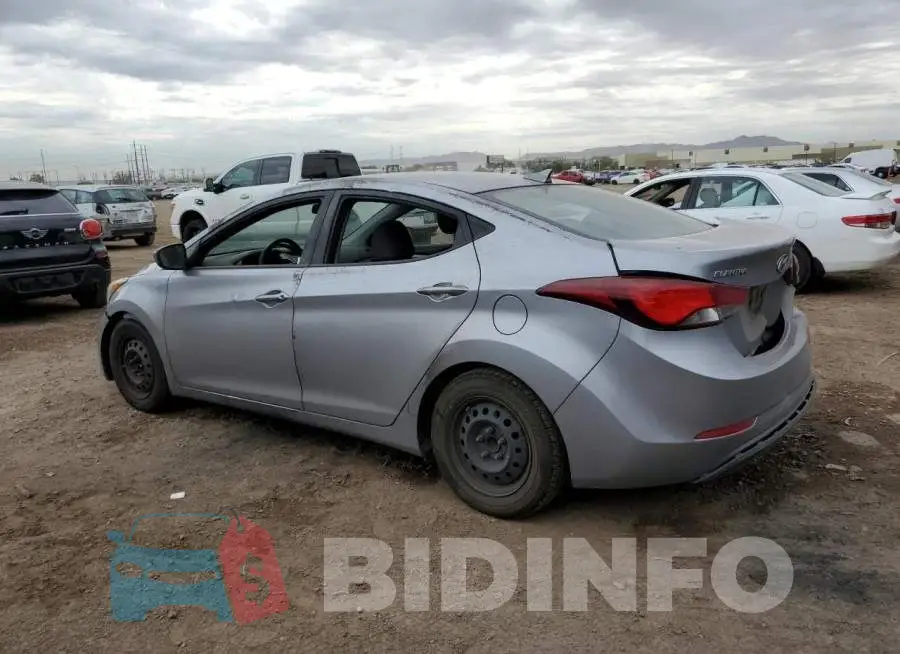 5NPDH4AE8GH695689 Photo# 2