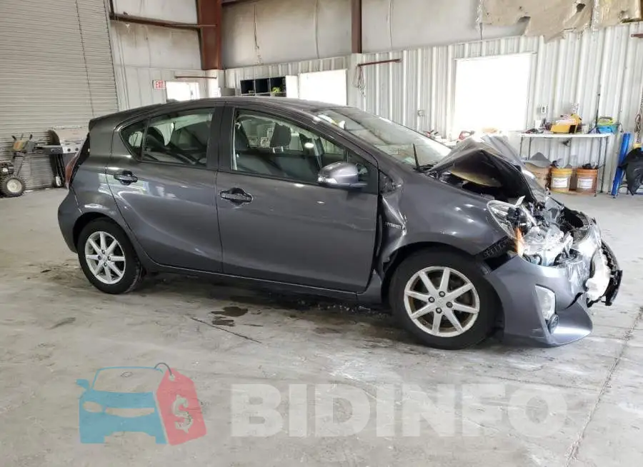 JTDKDTB30F1098519 Photo# 4