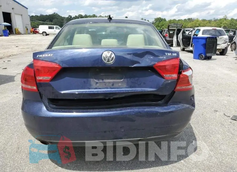 1VWBS7A32EC054438 Photo# 6
