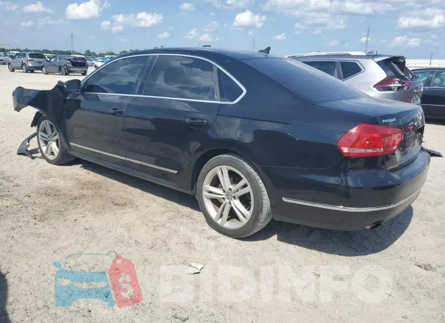 1VWBS7A38FC016858 Photo# 2