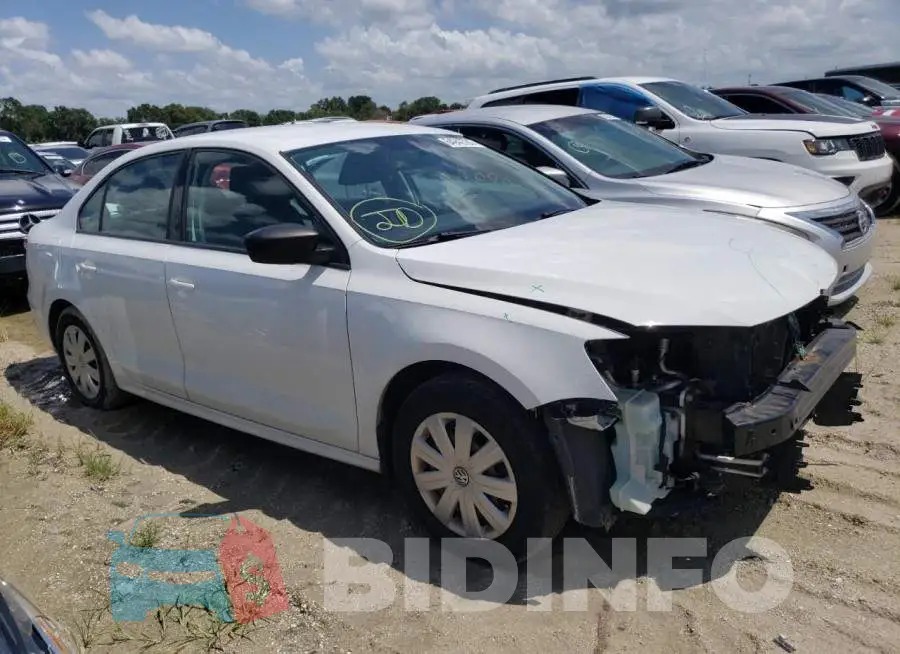 3VW267AJ4GM217708 Photo# 1