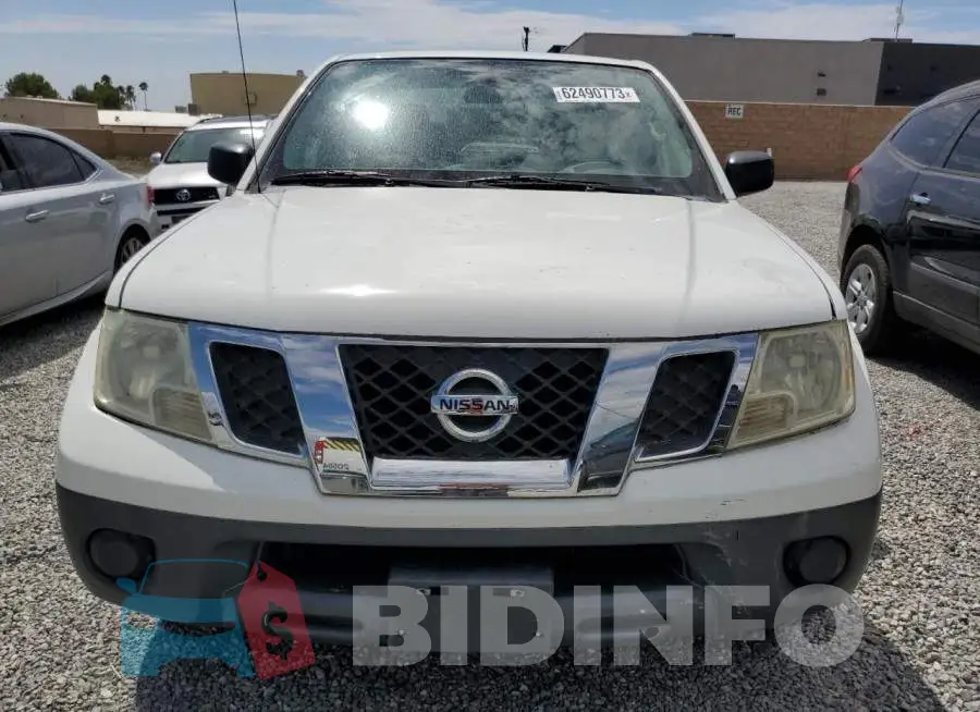 1N6BD0CT8FN753836 Photo# 5