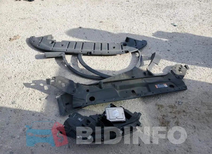 2LMPJ6J9XKBL47610 Photo# 13
