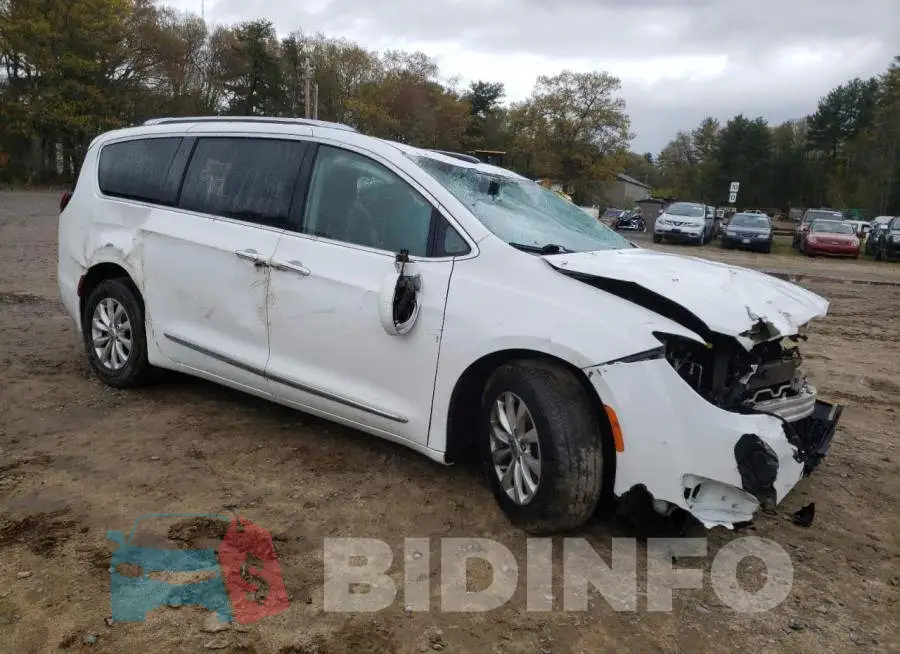 2C4RC1BG4KR626836 Photo# 4
