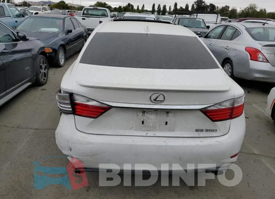 JTHBK1GG1F2188888 Photo# 6