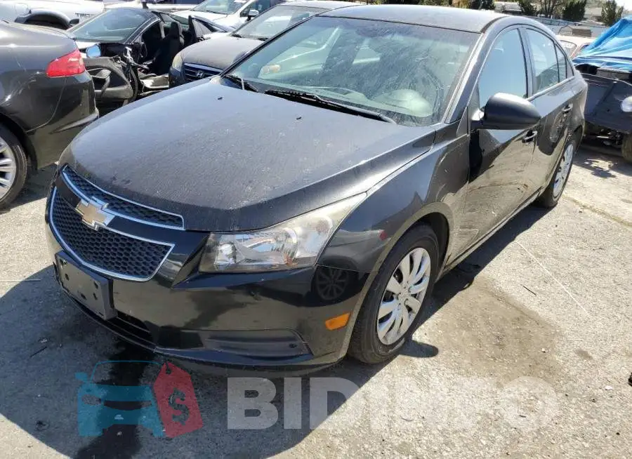 1G1PA5SG4E7404414 Photo# 1