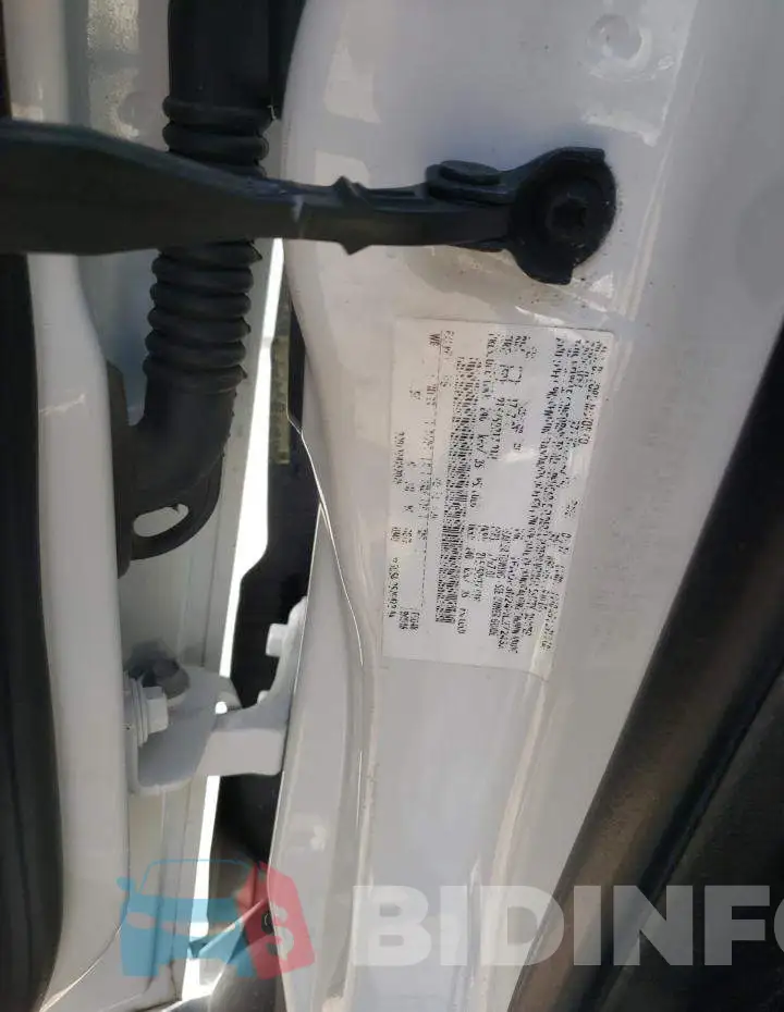 1FADP3N24HL272432 Photo# 12