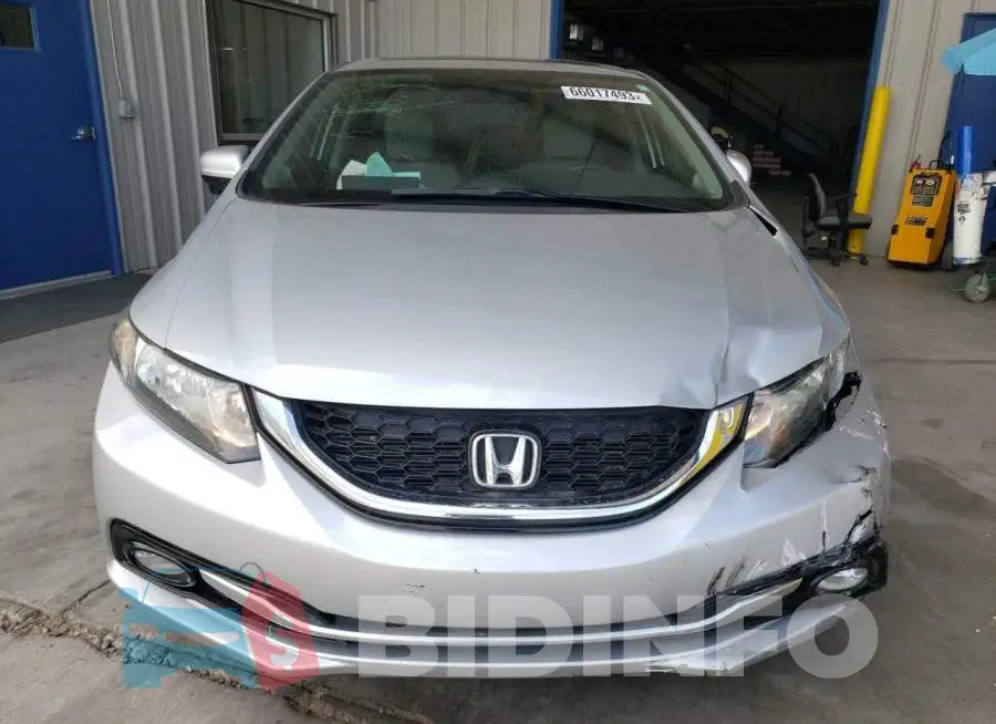 2HGFB2F90FH515608 Photo# 5