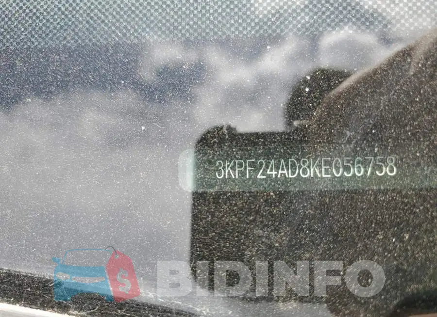 3KPF24AD8KE056758 Photo# 12