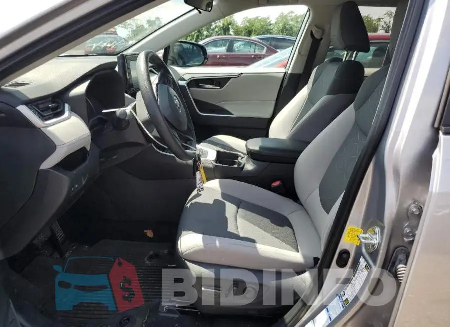 2T3P1RFV1MC218809 Photo# 7