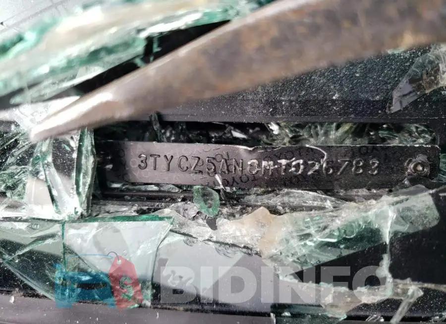 3TYCZ5AN8MT026783 Photo# 12