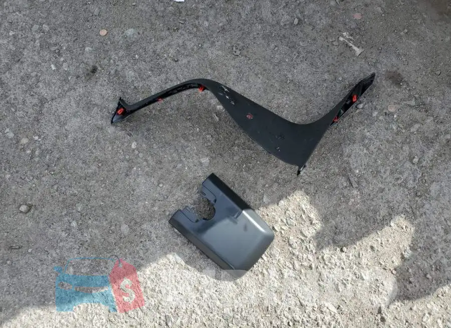4T1B11HK2JU650021 Photo# 12
