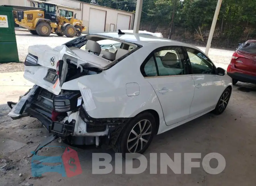 3VWDB7AJ5HM296392 Photo# 3