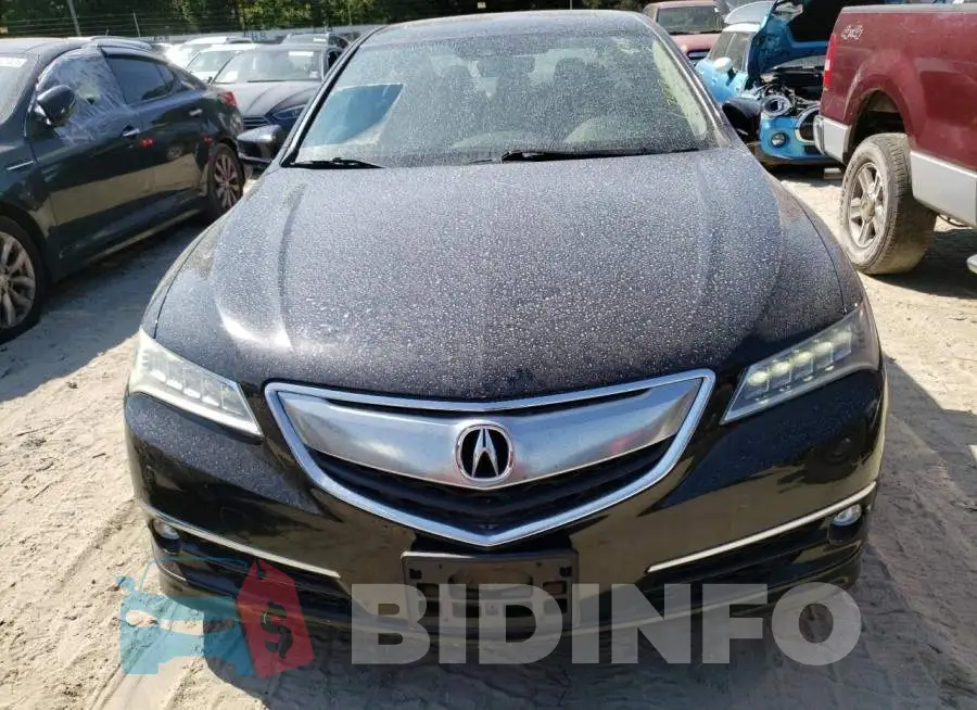 19UUB2F72FA010867 Photo# 5