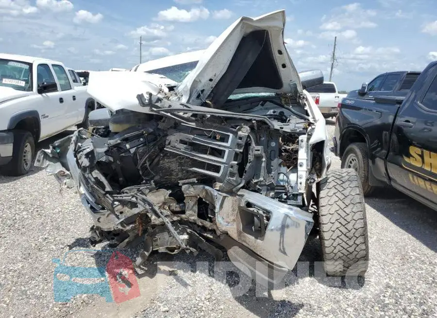 3GTU2VEC2FG531409 Photo# 5