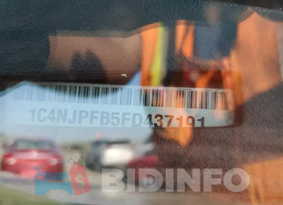 1C4NJPFB5FD437191 Photo# 12