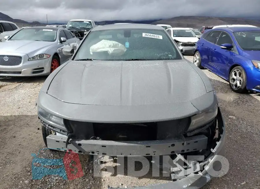 2C3CDXBG4KH692061 Photo# 5
