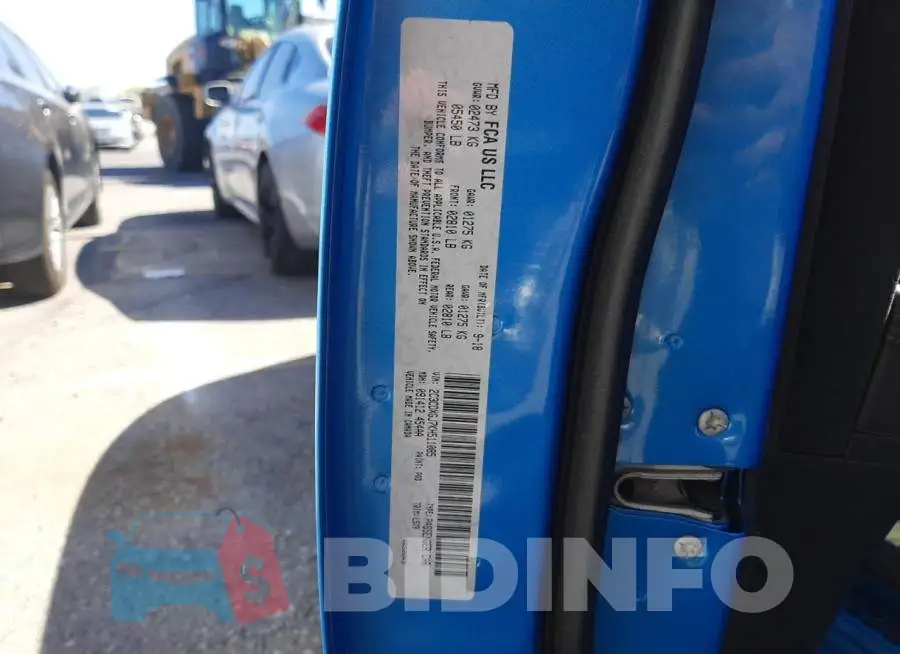 2C3CDXGJ7KH511085 Photo# 12