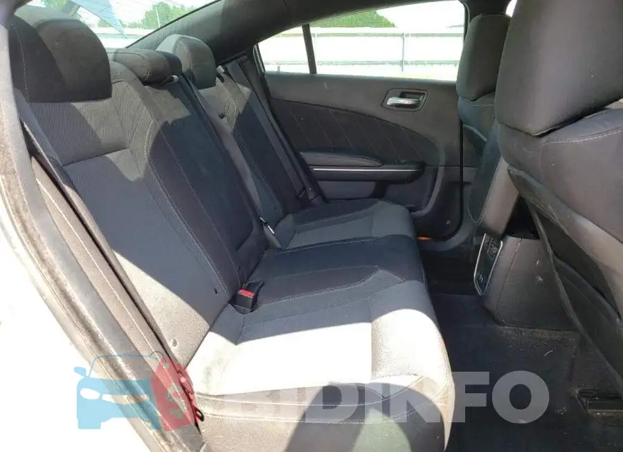 2C3CDXHG1GH214257 Photo# 10