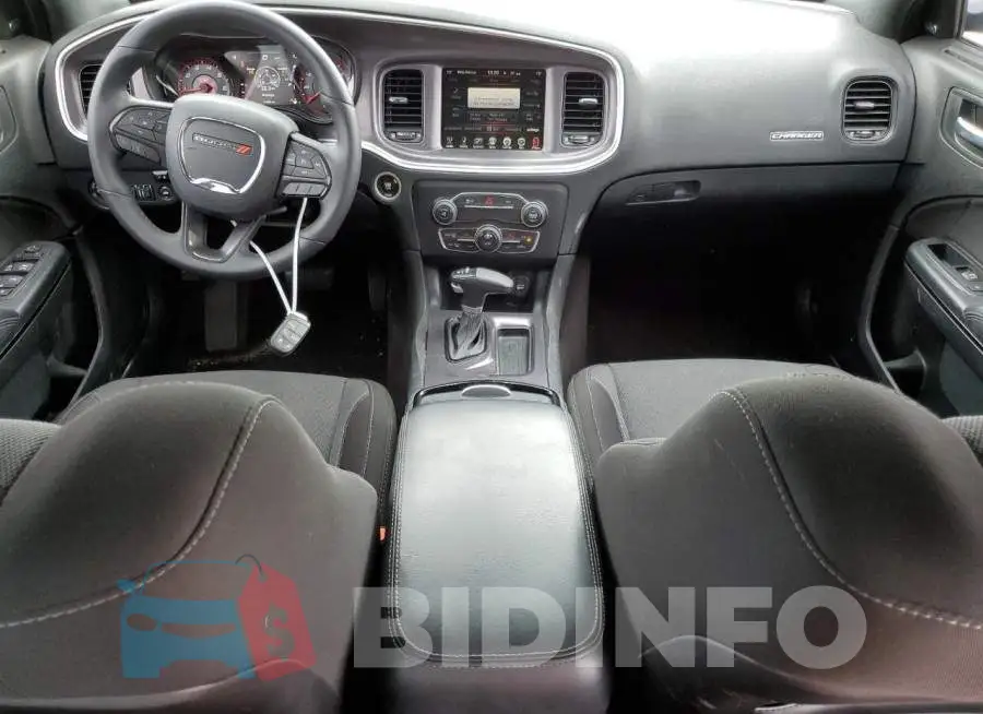 2C3CDXHG8GH163288 Photo# 8