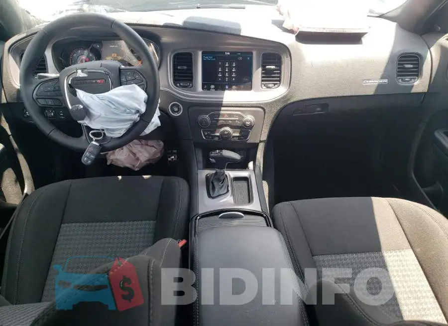 2C3CDXHG9PH560203 Photo# 8