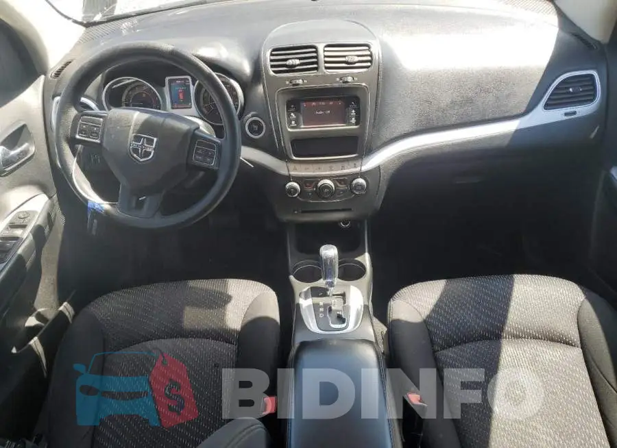 3C4PDCBG2GT100208 Photo# 8