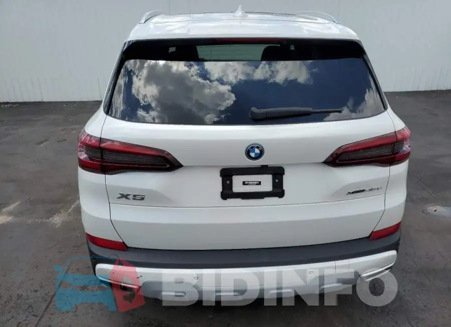 5UXTA6C09N9M39966 Photo# 6